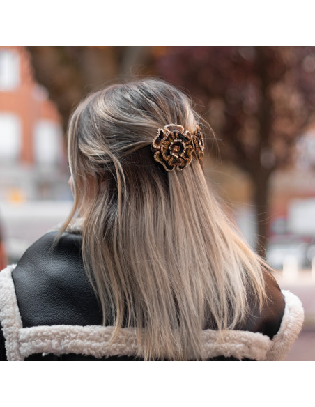 94925_1 - MC Davidian - New Camellias Brillant Ponytail TGM 94925_1 - MC Davidian - New Camellias Brillant Ponytail TGM