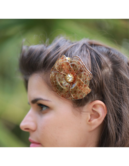 95728_1 - MC Davidian - Contemporary Camellia Ponytail MM 95728_1 - MC Davidian - Contemporary Camellia Ponytail MM