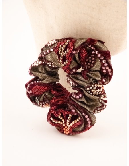 Imperial Velvet Scrunchie - [Product category] handmade in France.