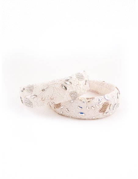 Embroidered Ivory Lace Headband - [Product category] handmade in France.